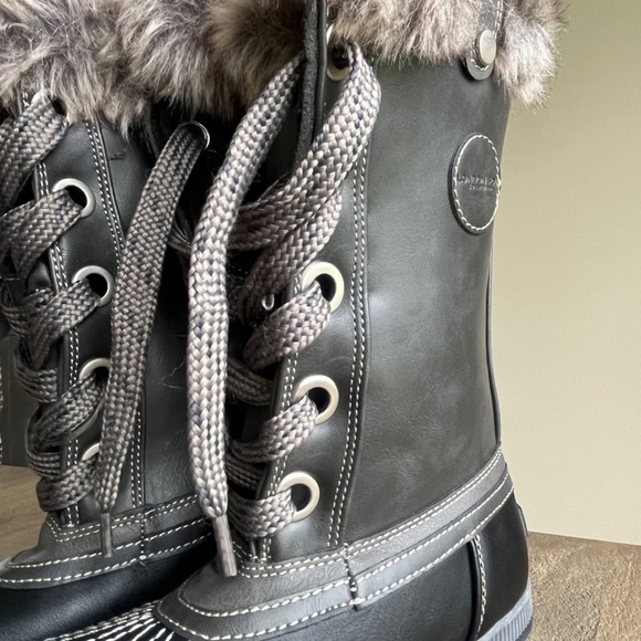 KIDS London Fog Melton Boots, Size 7, Black and Gray - Picture 5 of 13